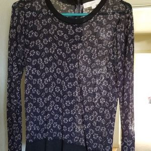 Dressy long sleeeve, light weight, knit top.  EUC
